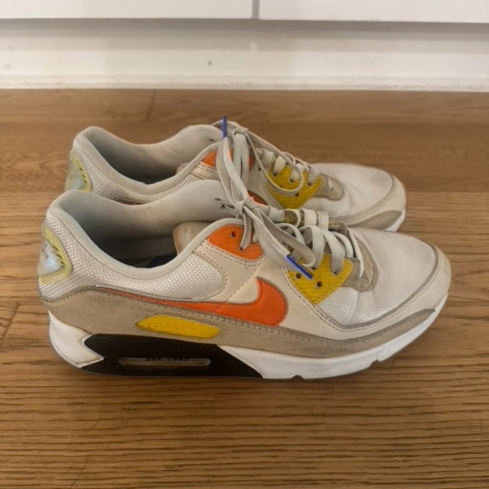 Nike Air Max 90 SE Father Of Air Summit White Orange Blue Sesame FB4315-100 Size